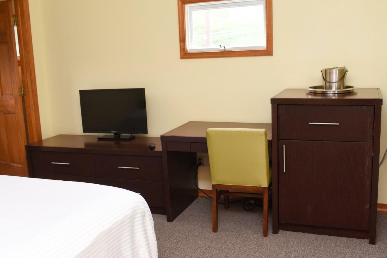 Chestnut Grove Family Resort Mount Pocono Exterior foto