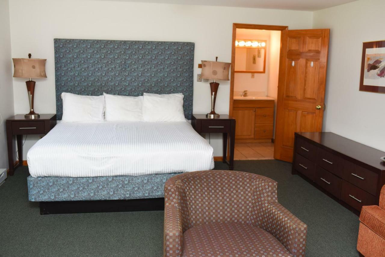 Chestnut Grove Family Resort Mount Pocono Exterior foto