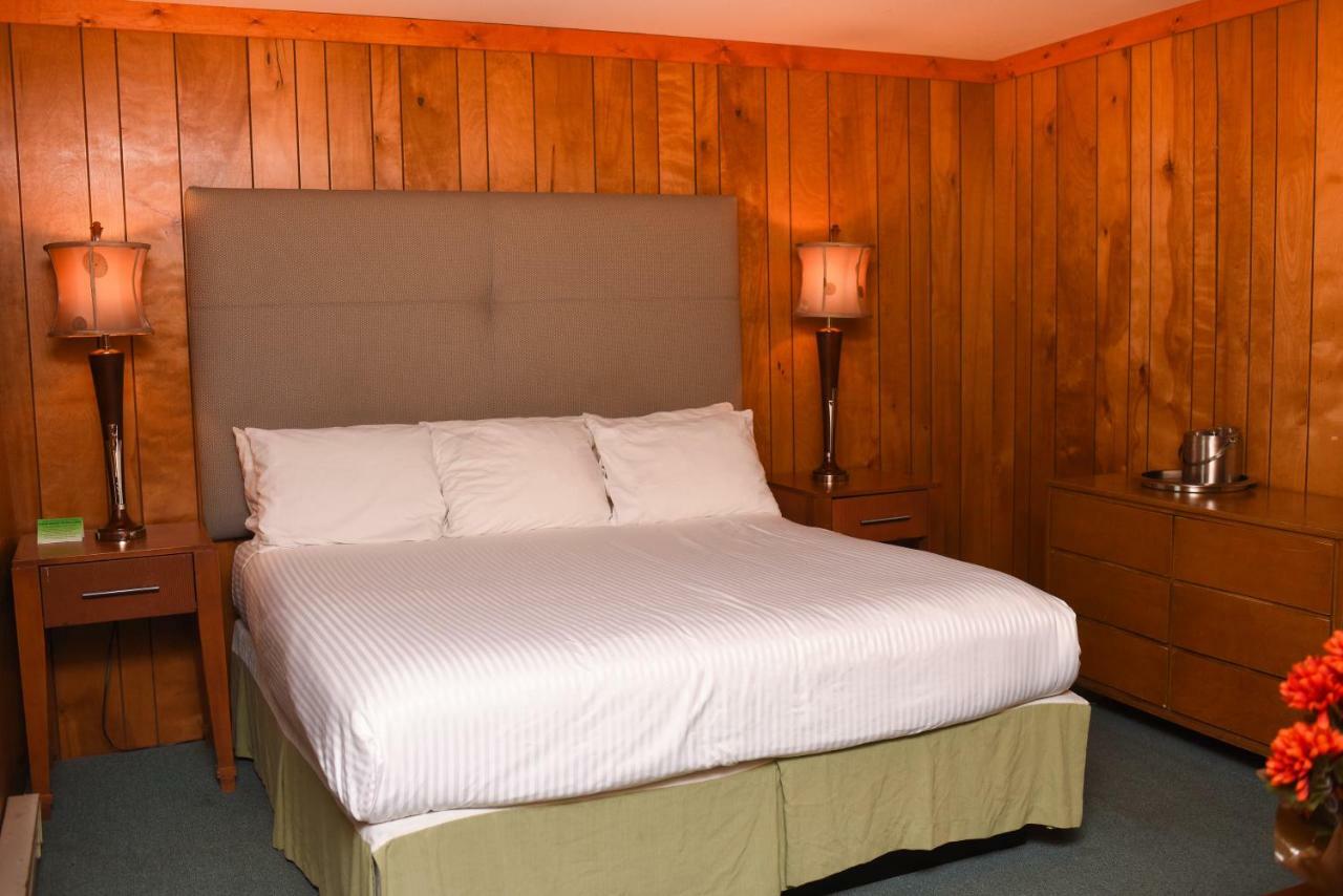 Chestnut Grove Family Resort Mount Pocono Exterior foto